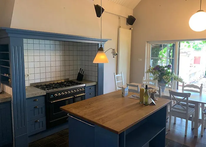 Vidaa Semesterbostad *